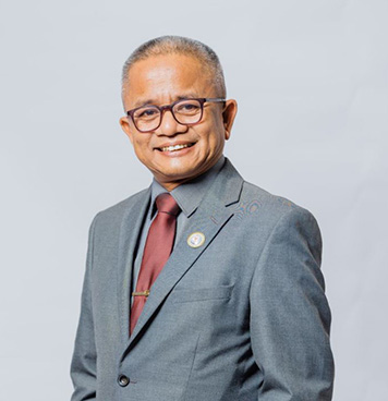 Apt Noffendri Roestam, SSi